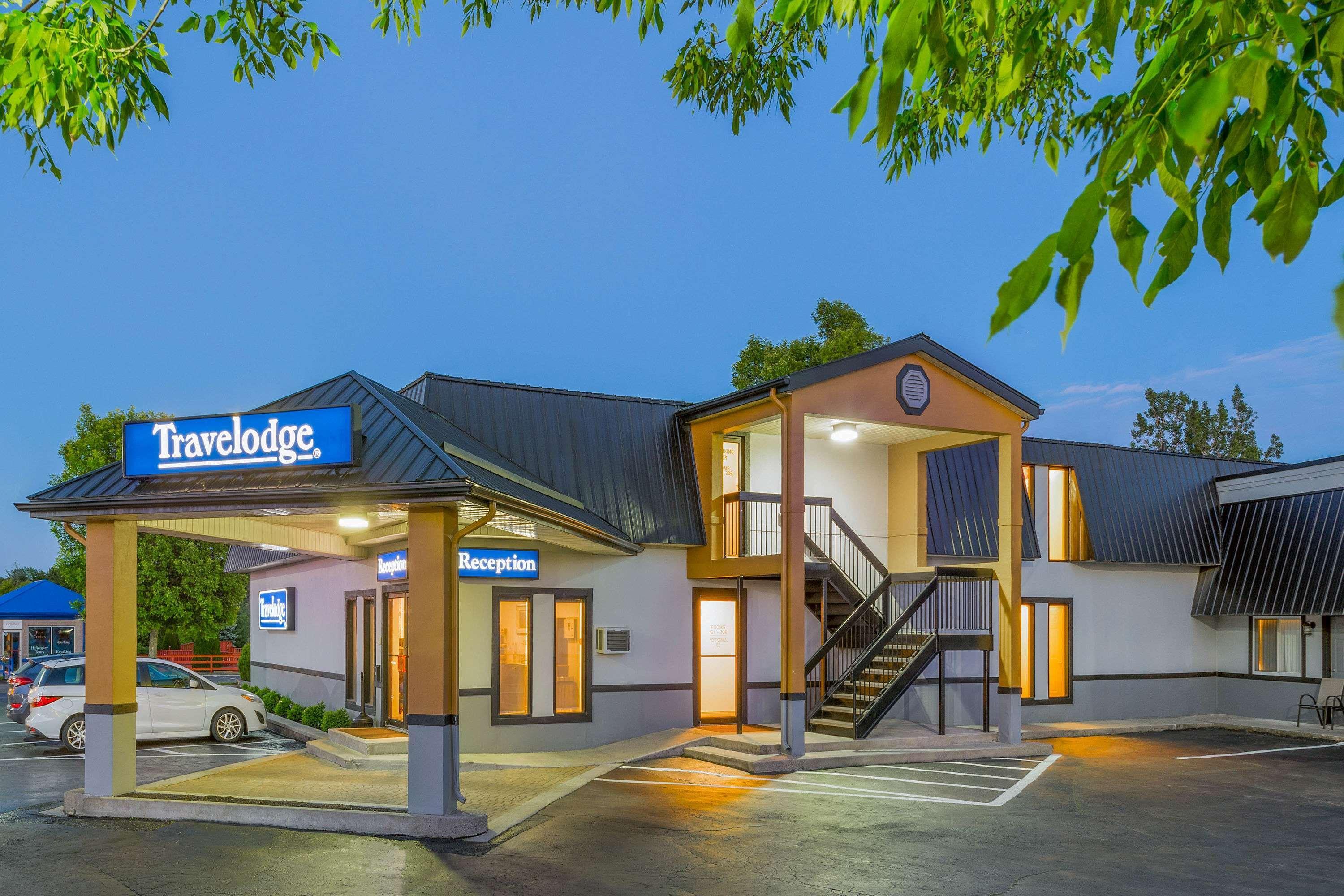 Travelodge By Wyndham Гананокве Экстерьер фото
